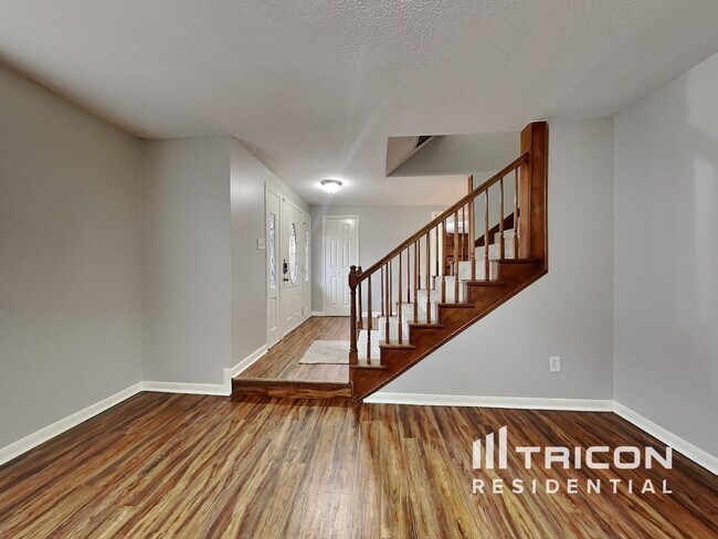 Building Photo - 7315 Rancho Mission Drive Houston TX