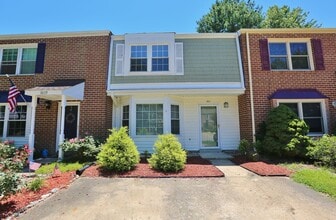 Building Photo - 1811 Carlton E