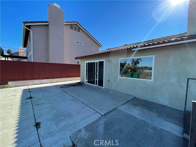 Building Photo - 3760 Kelton Dr