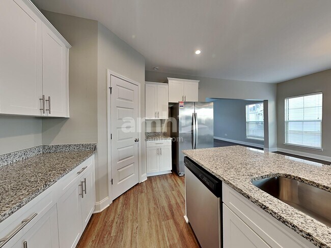 Foto del edificio - 5242 Tupelo St