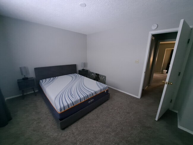 Foto del edificio - 1241 Firefly Cir