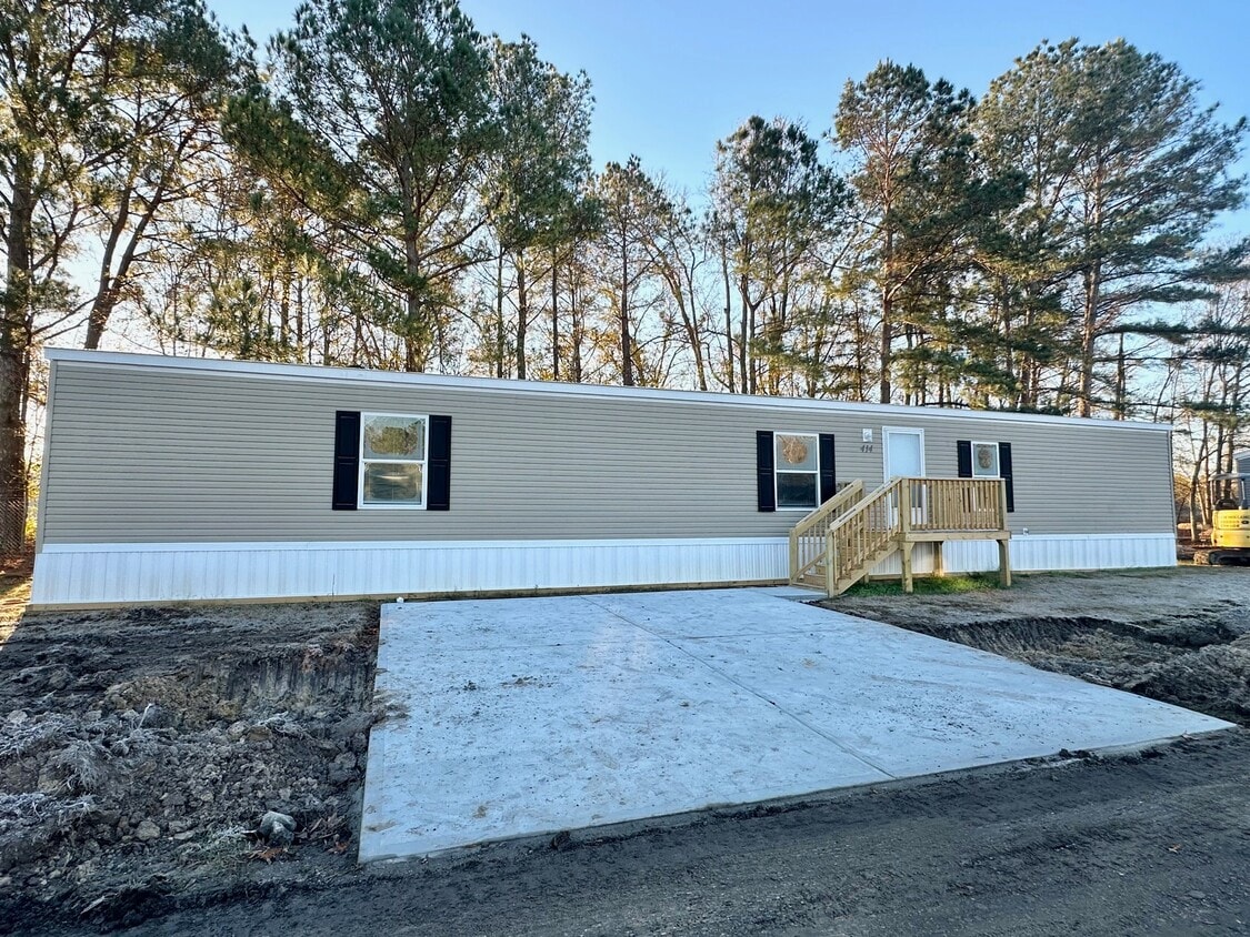 414 Chloe Cir, Timmonsville, SC 29161 House Rental in Timmonsville