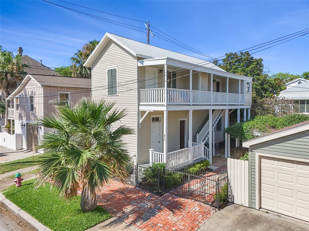 814 12th St Unit B, Galveston, TX 77550 Room for Rent in Galveston