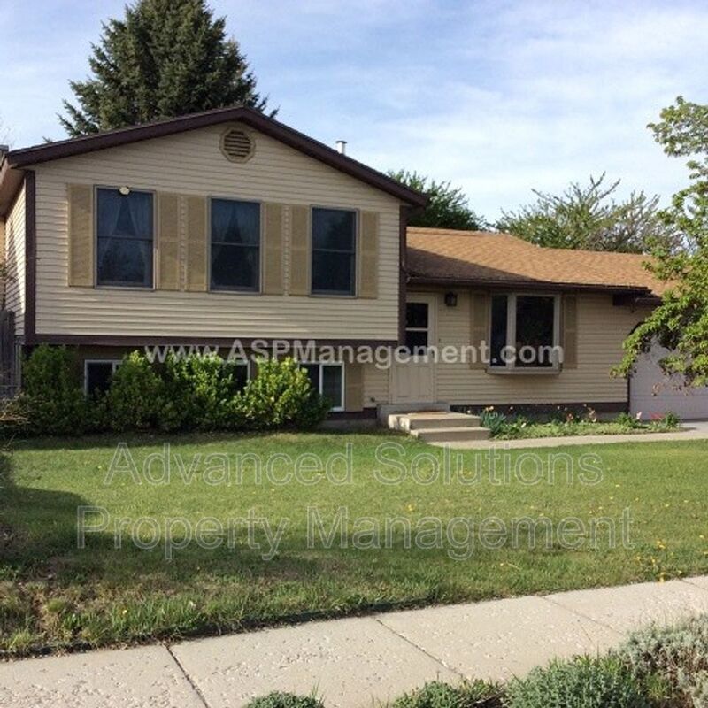 Primary Photo - 2074 Newcastle Dr