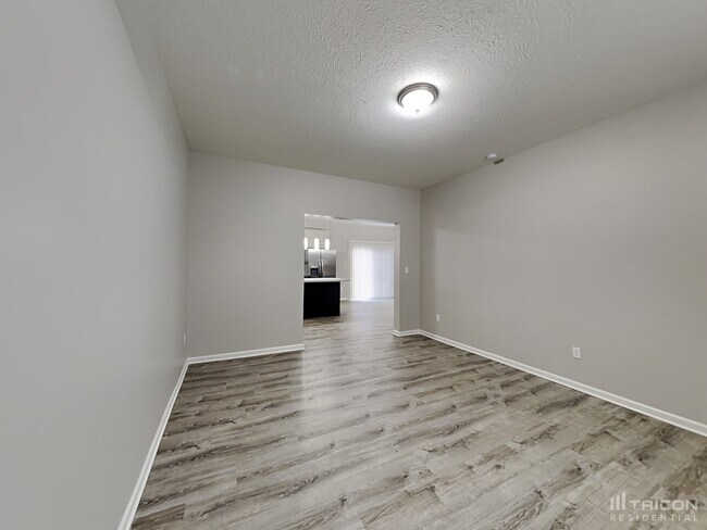 Foto del edificio - 176 Heartwood Hill