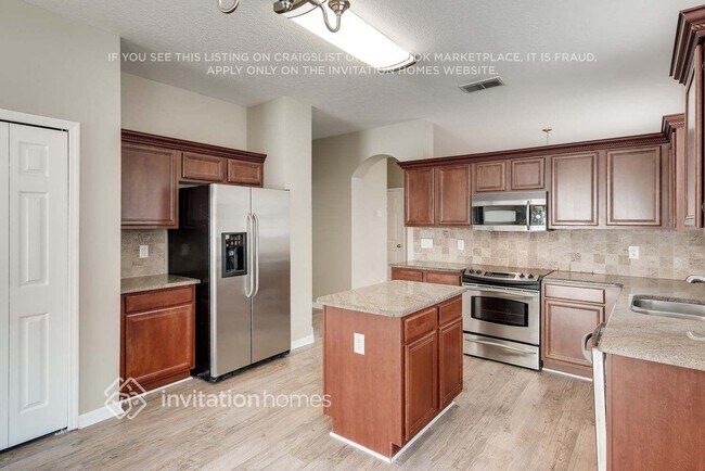 Foto del edificio - 10017 Savannah Bluff Ln