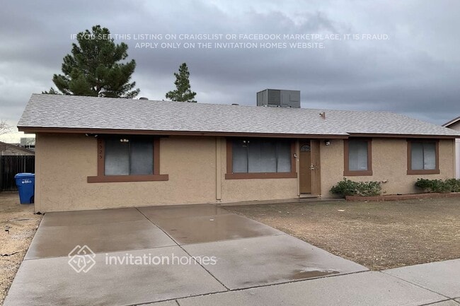 Building Photo - 2525 E Libby St