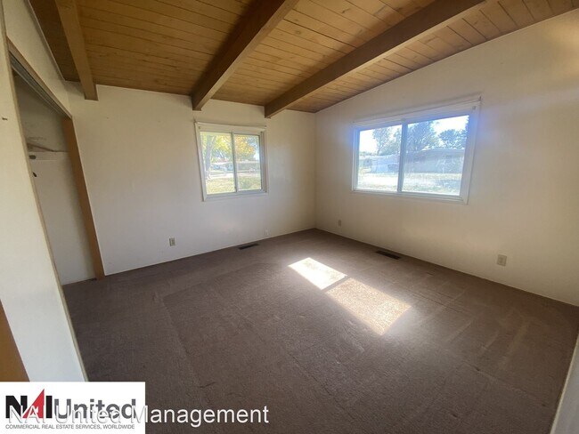 Building Photo - 3 br, 1 bath House - 2815 Meek
