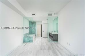Foto del edificio - 480 NE 31st St