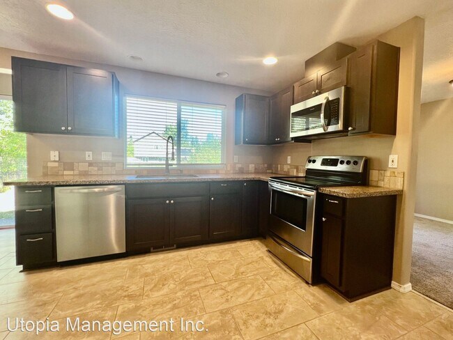 Foto del edificio - 4 br, 2.5 bath House - 21817 NE Palisade Pl