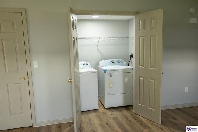 Building Photo - 101 Poplar Cir