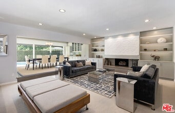 Building Photo - 3450 Castlewoods Pl