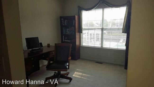 Building Photo - 2 br, 2 bath House - 803 Westgate Circle