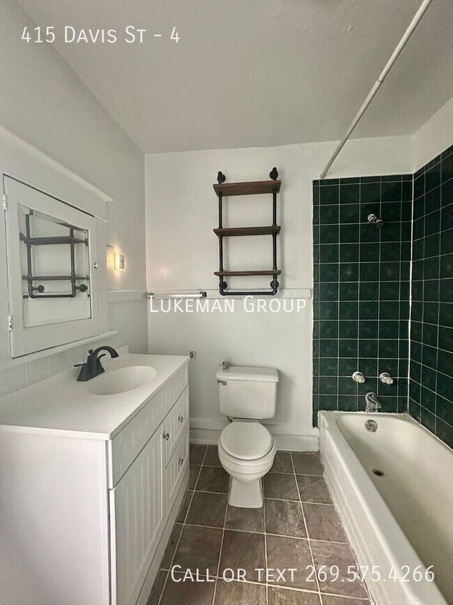 Foto del edificio - 415 Davis St