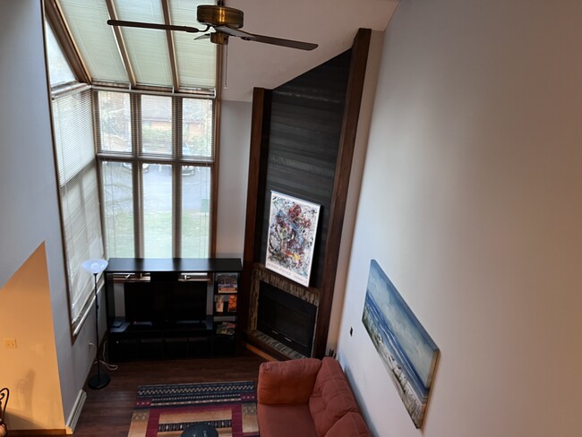 Living room - 38 Sky View Dr