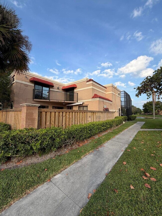 Foto del edificio - 8273 Thames Blvd