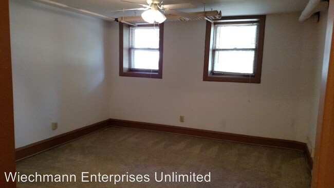 Building Photo - 2321 E Belleview Pl