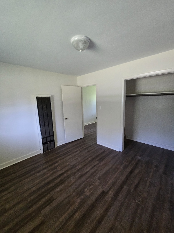 Building Photo - 2104 Hatcher Rd