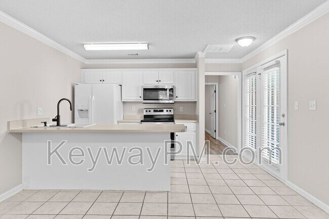 Building Photo - 2023 Summer Valley Way