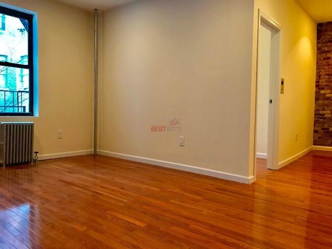 Foto del edificio - 240 W 20th St