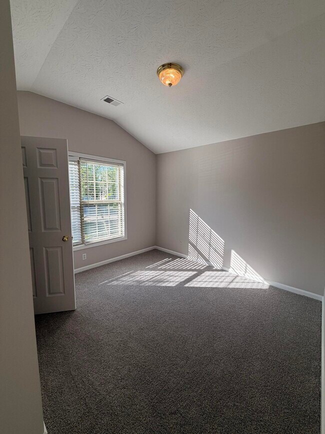 Foto del edificio - 537 Vonbryan Trace