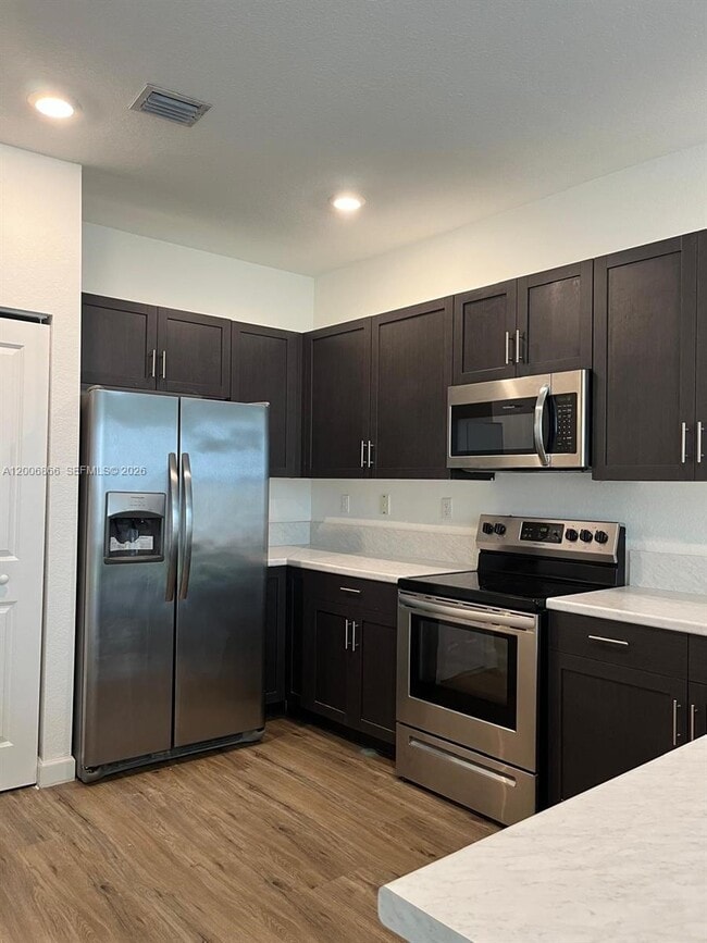 Foto del edificio - 2634 SE 12th St