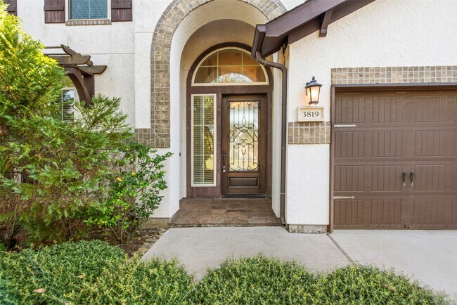 Foto del edificio - 3819 May Ridge Ln