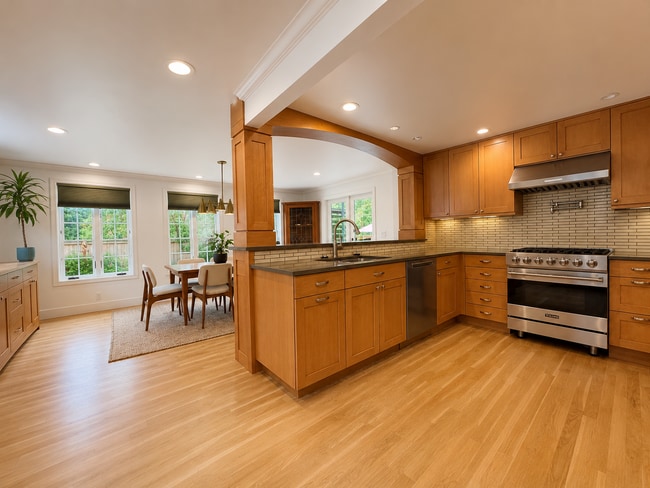 Building Photo - Laurelhurst Home