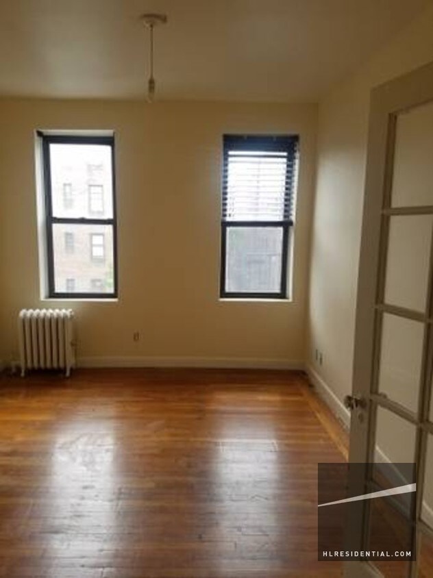 4518 48th St, Woodside, NY 11377 Townhome Rentals in Woodside NY