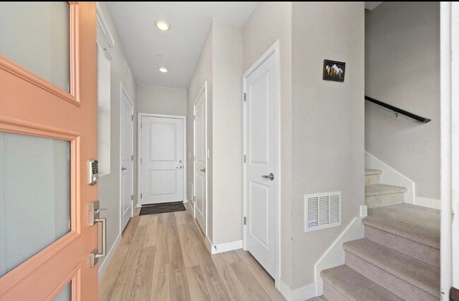 Building Photo - 1465 W 68th Ave