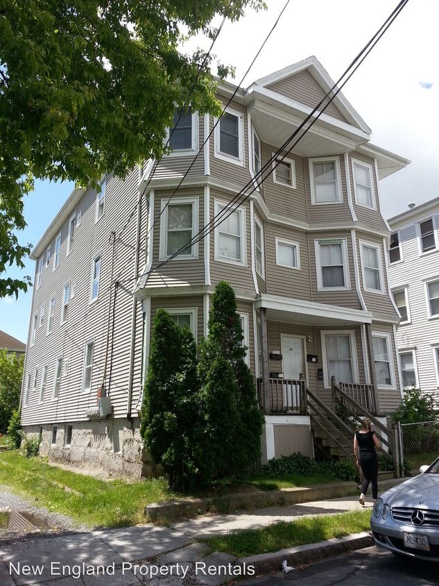 46 Deane St, New Bedford, MA 02746 Condo for Rent in New Bedford, MA