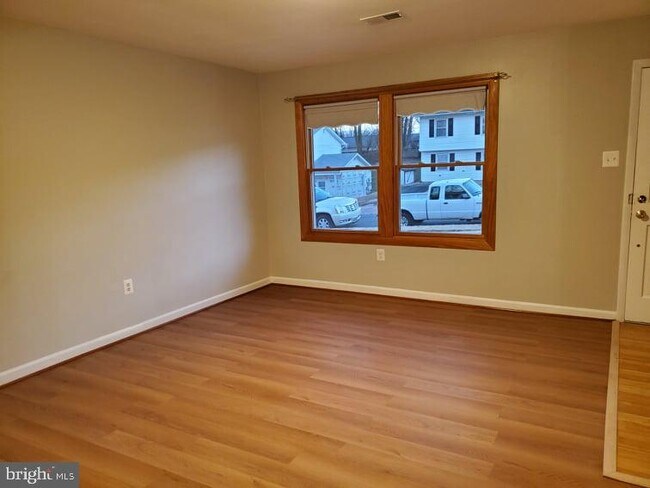 Foto del edificio - 1321 Greyswood Rd