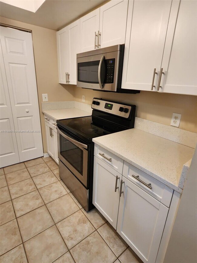 Foto del edificio - 4171 N Haverhill Rd