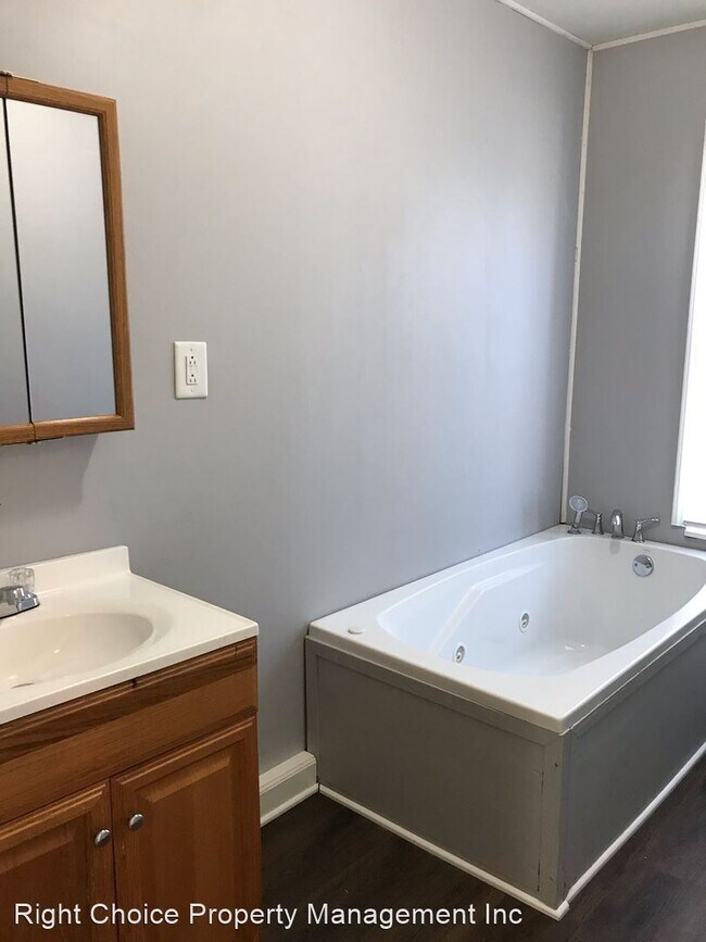 Foto del edificio - 3 br, 2 bath House - 1710 5th Ave