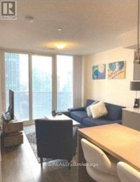 Photo du bâtiment - 88 Harbour St