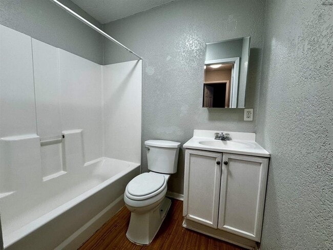 Foto del edificio - 1710 10th St