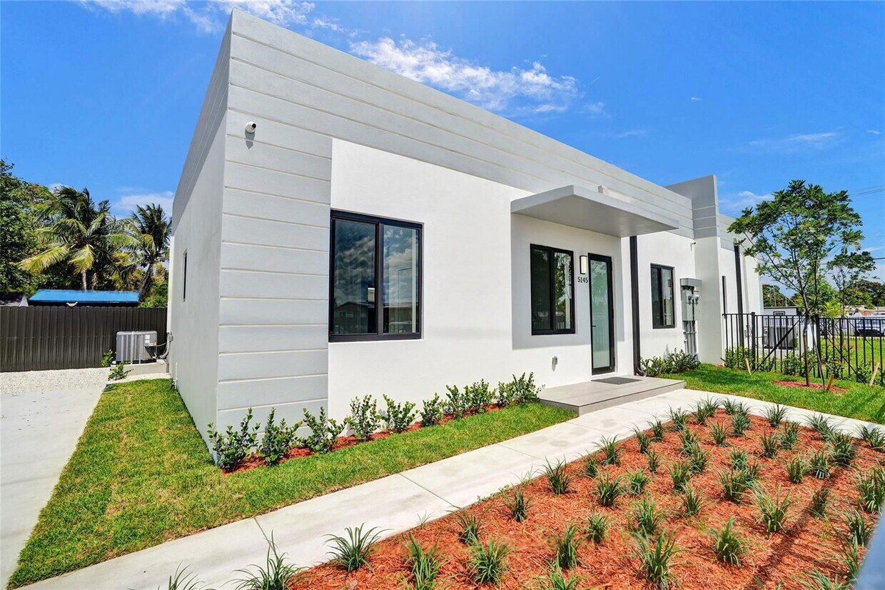 Photo - 5145 East 3rd Avenue, Hialeah, FL 33013 - 3 BR 2 BA house