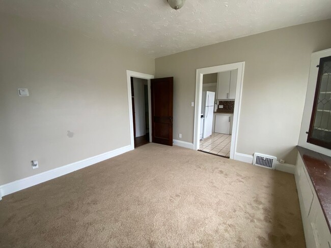 Foto del edificio - 1128-1130 E 168th Street