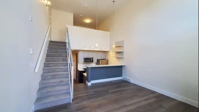 Building Photo - 32838 Ventura Ave