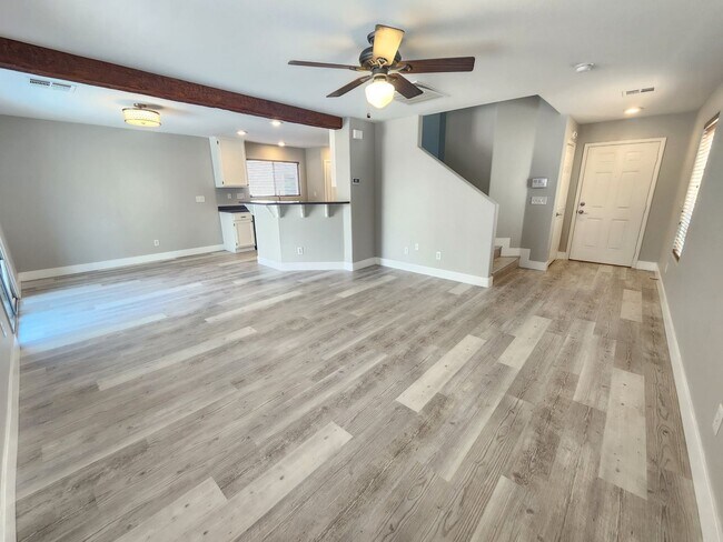 Building Photo - Las Vegas Living: Spacious 3-Bedroom Home ...