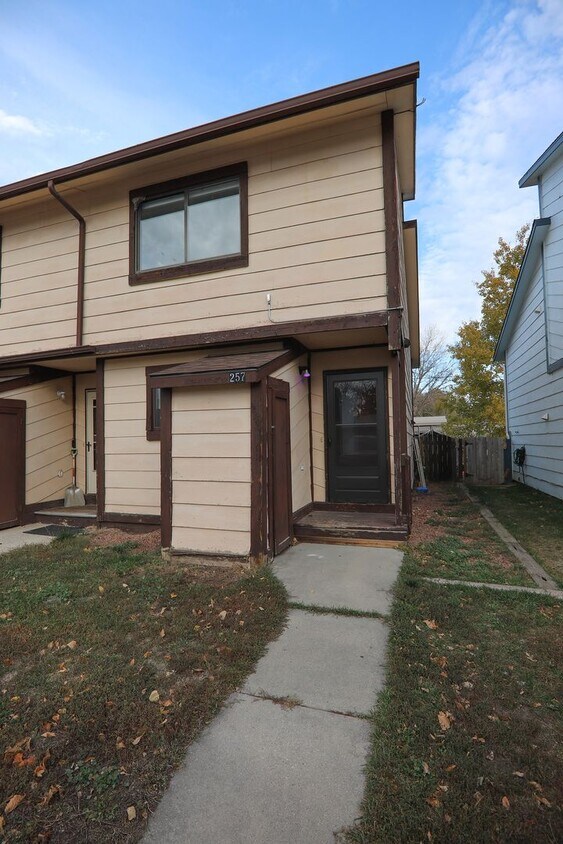 Foto principal - 257 Canby St