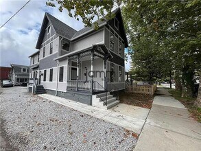 Building Photo - 1966 Randall Rd