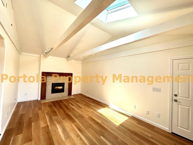 Building Photo - 2 br, 2 bath House - 2962 Renwick Way