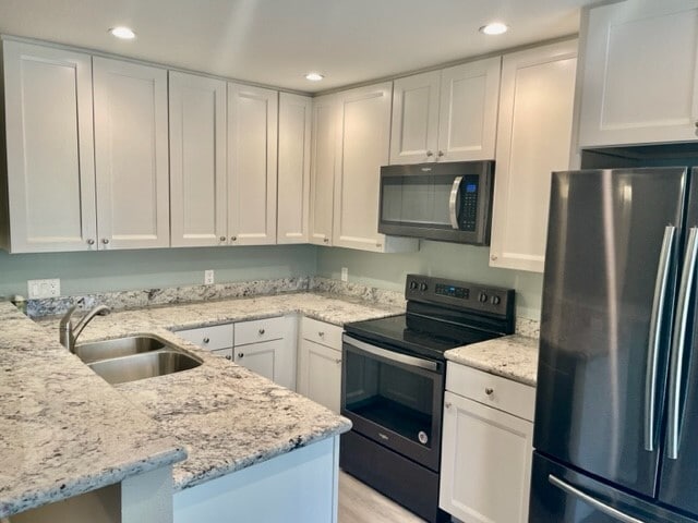 Building Photo - 45275 Sunset Ln