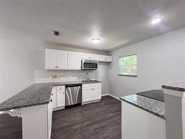 Building Photo - 4114 Ladale Dr