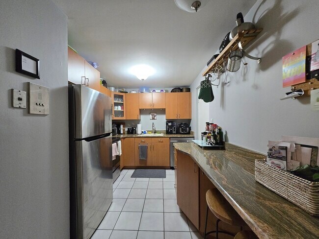 Foto del edificio - 2323 Washington St