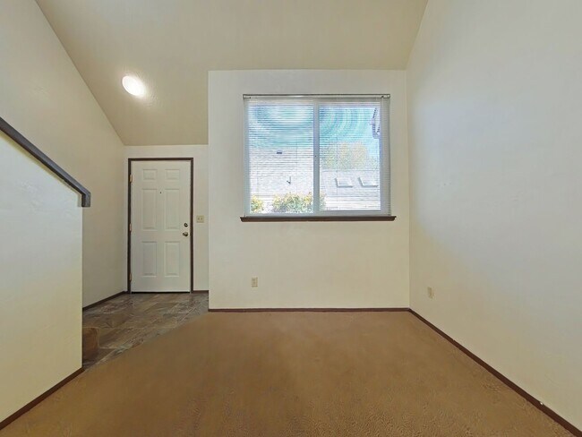 Foto del edificio - Cozy  1 Bedroom Townhouse ~ South Corvallis