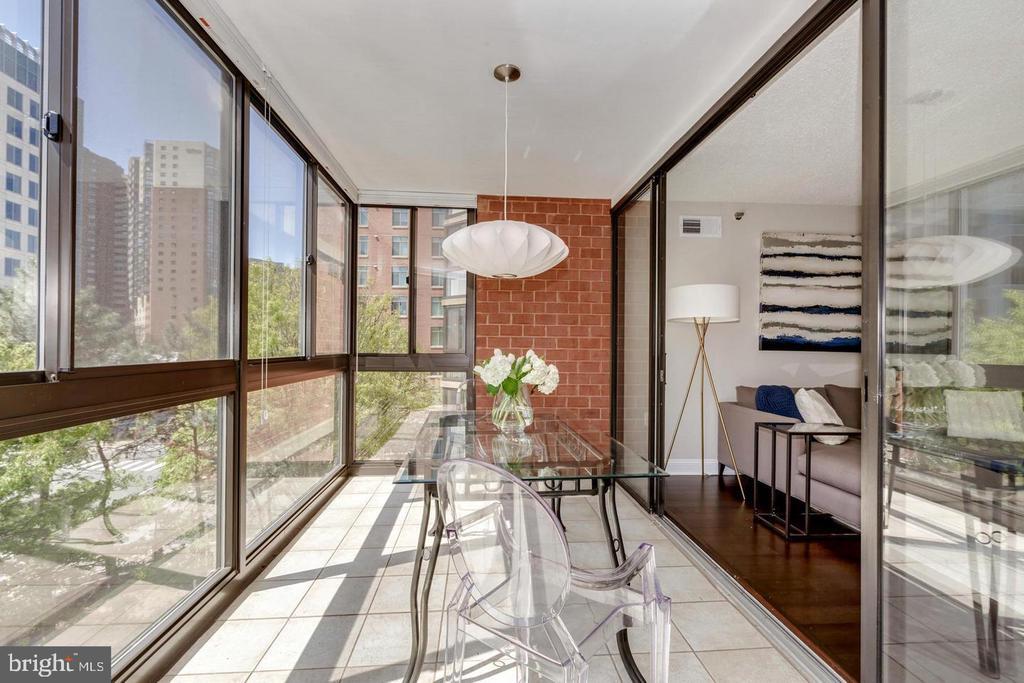 Foto principal - 1001 N Randolph St