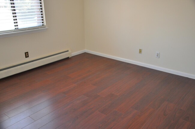 Foto del edificio - 3900 Ridge Lea Rd