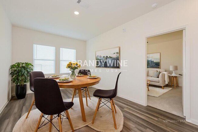 Foto del edificio - 8348 Sniptoe Dr